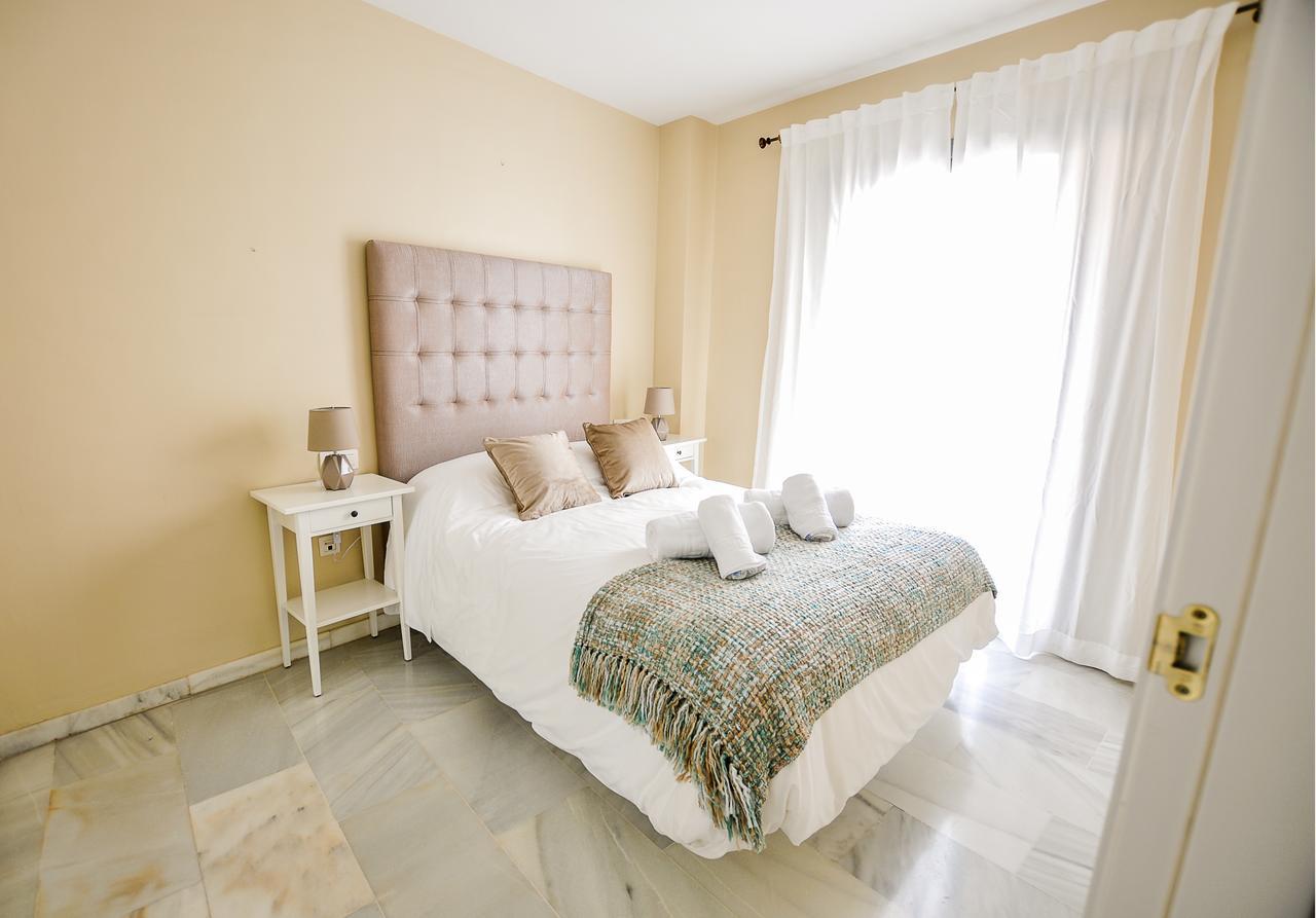Acogedor Apartamento Junto A Calle Larios By Renthas Apartment Malaga Ngoại thất bức ảnh