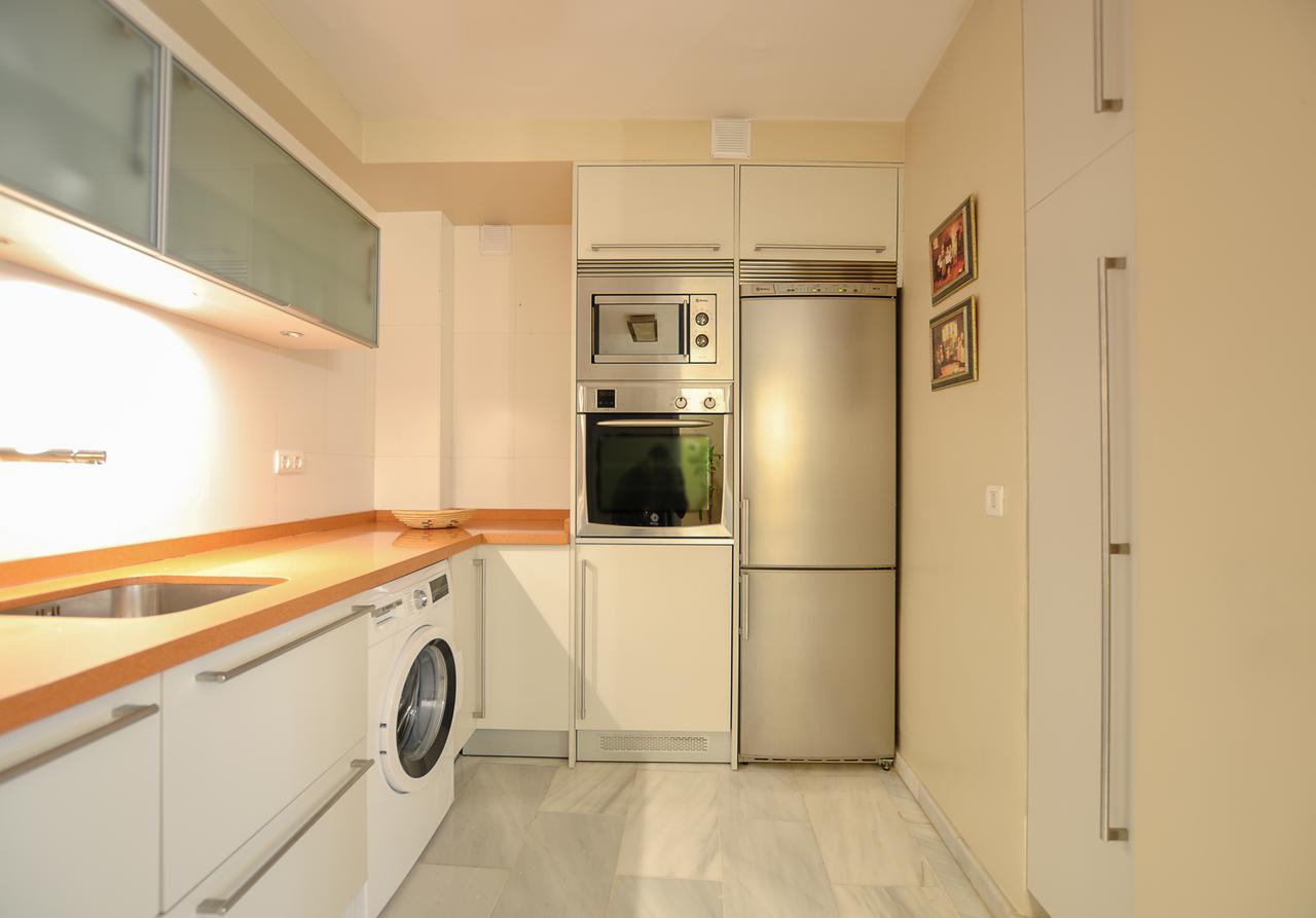 Acogedor Apartamento Junto A Calle Larios By Renthas Apartment Malaga Ngoại thất bức ảnh