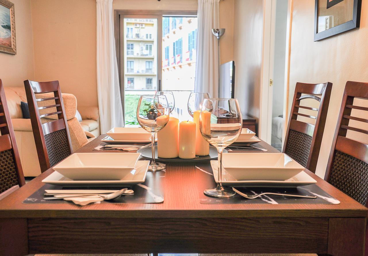 Acogedor Apartamento Junto A Calle Larios By Renthas Apartment Malaga Ngoại thất bức ảnh