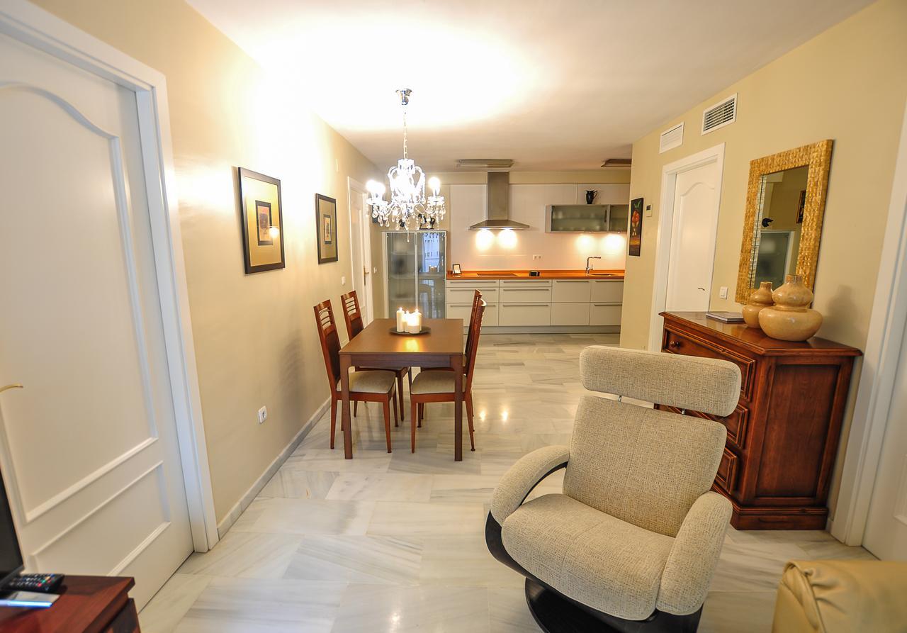 Acogedor Apartamento Junto A Calle Larios By Renthas Apartment Malaga Ngoại thất bức ảnh